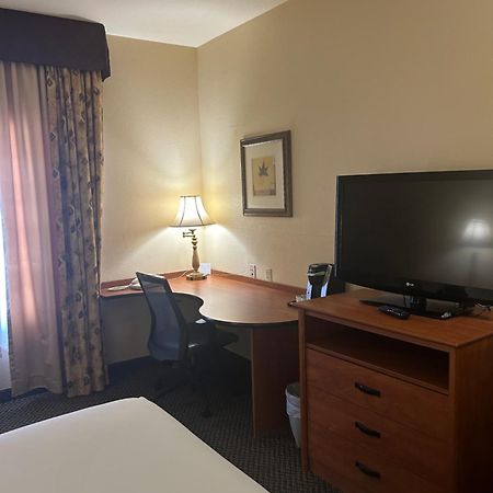 Holiday Inn Express Las Vegas-Nellis By Ihg מראה חיצוני תמונה