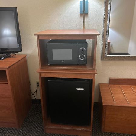 Holiday Inn Express Las Vegas-Nellis By Ihg מראה חיצוני תמונה