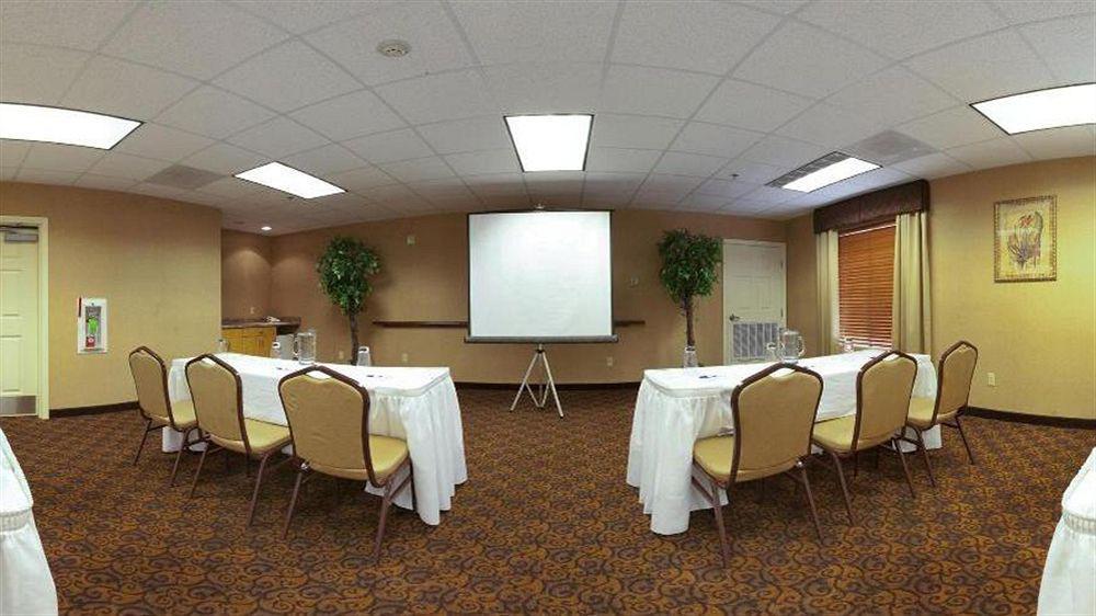 Holiday Inn Express Las Vegas-Nellis By Ihg מראה חיצוני תמונה