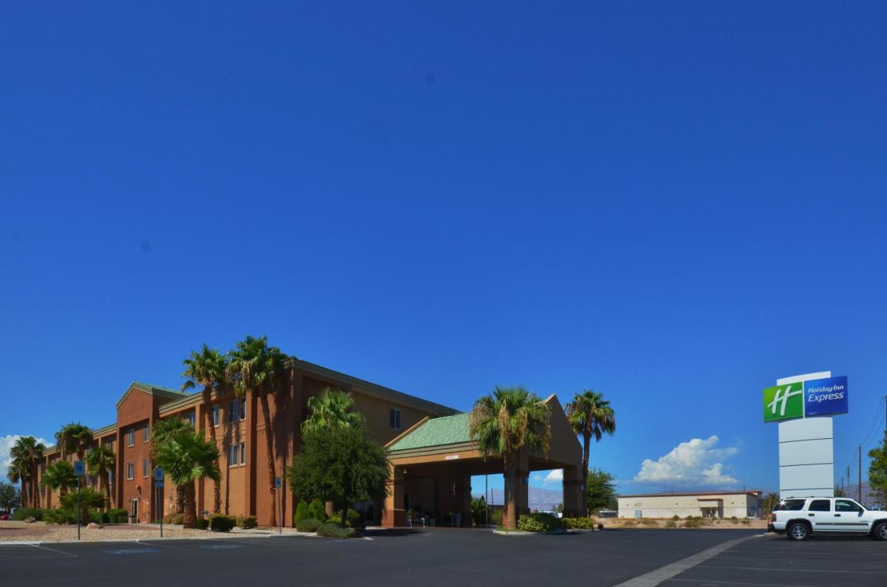 Holiday Inn Express Las Vegas-Nellis By Ihg מראה חיצוני תמונה