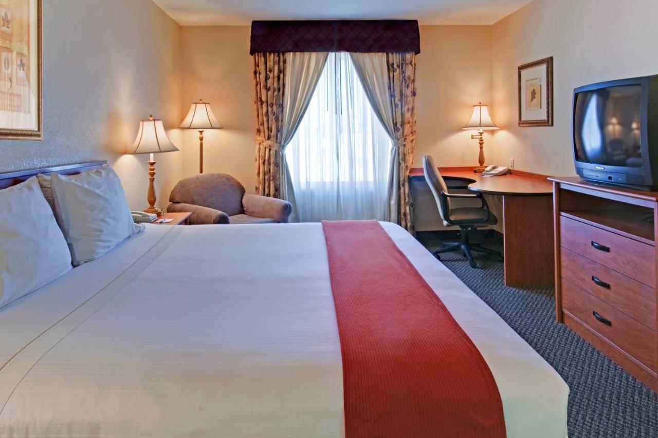 Holiday Inn Express Las Vegas-Nellis By Ihg מראה חיצוני תמונה