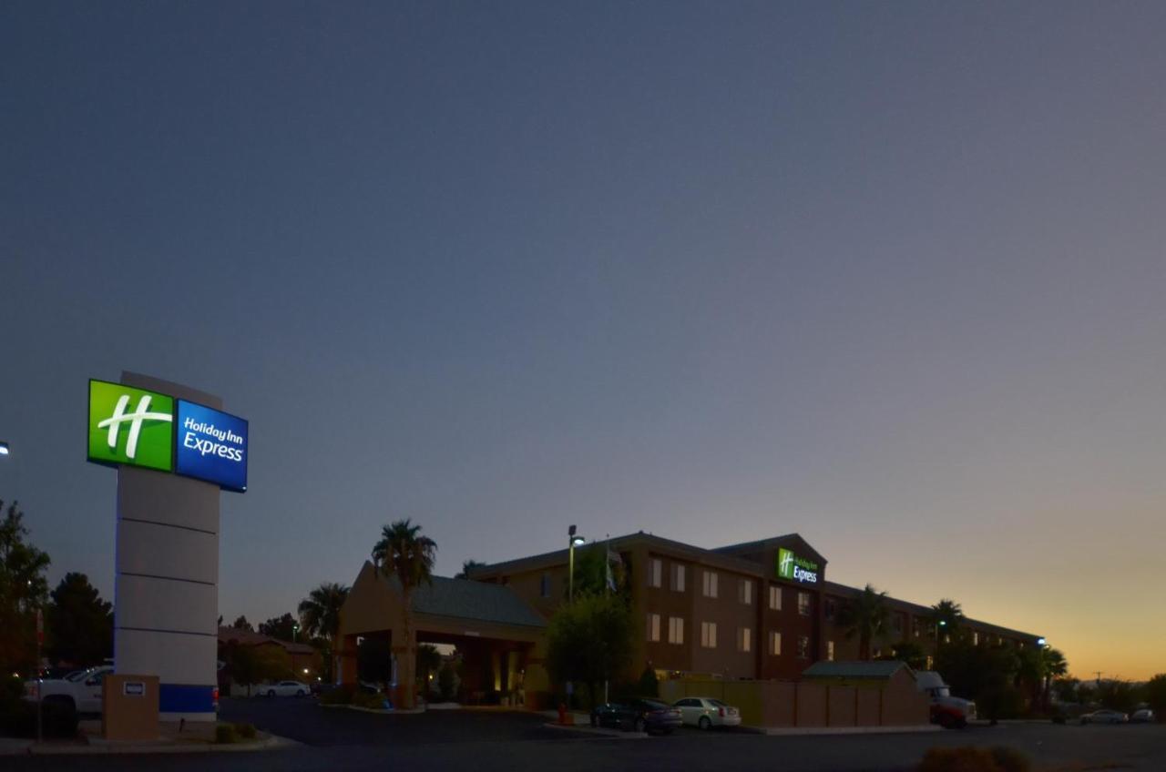 Holiday Inn Express Las Vegas-Nellis By Ihg מראה חיצוני תמונה