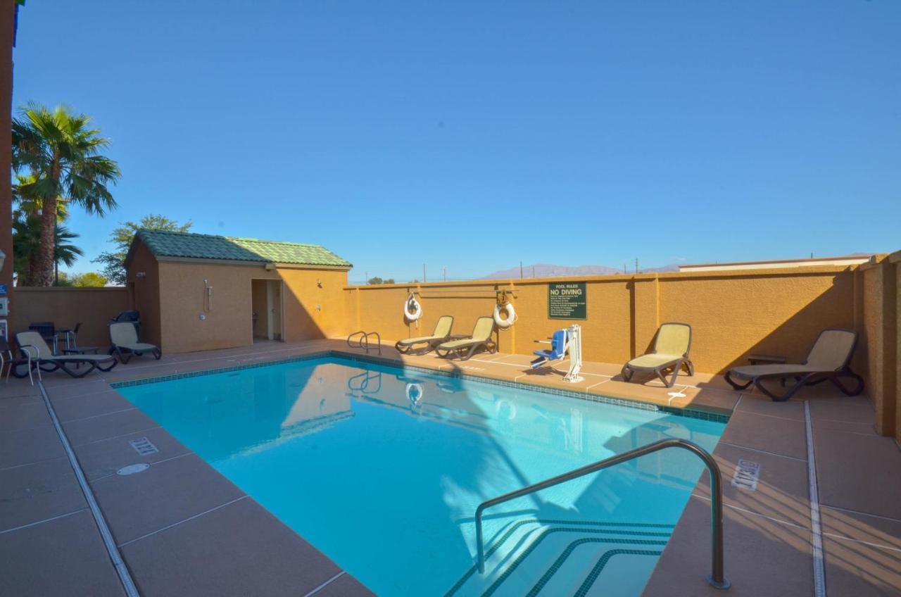 Holiday Inn Express Las Vegas-Nellis By Ihg מראה חיצוני תמונה