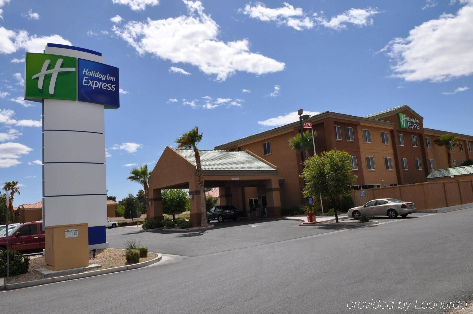 Holiday Inn Express Las Vegas-Nellis By Ihg מראה חיצוני תמונה