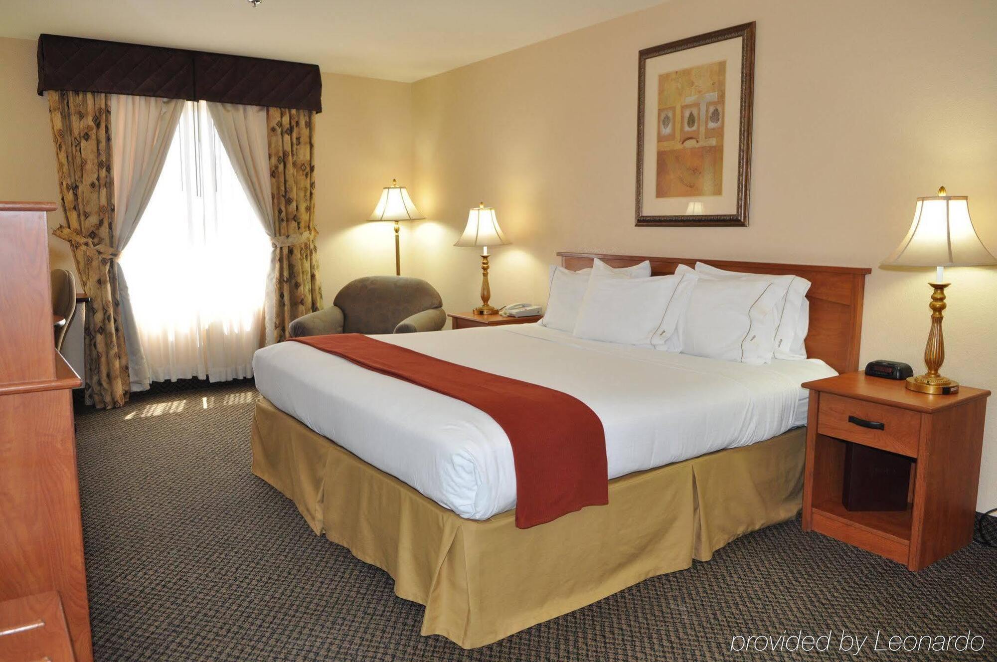 Holiday Inn Express Las Vegas-Nellis By Ihg מראה חיצוני תמונה
